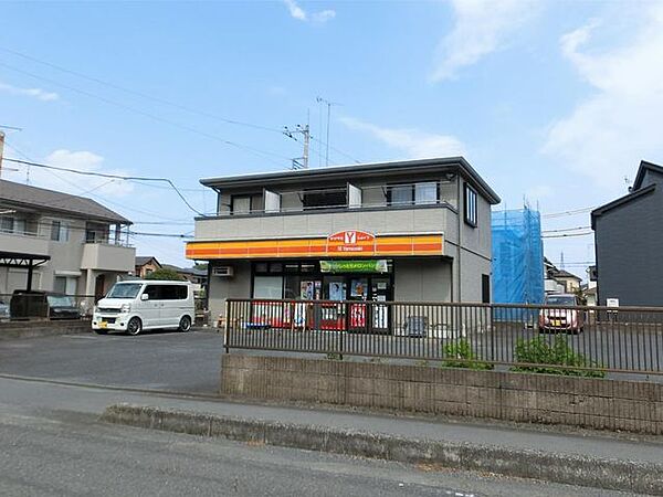 ヤマザキYショップ　南飯能店 徒歩11分。 850m