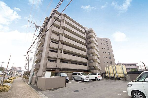 コスモ武蔵藤沢イーストウイング 　現地外観