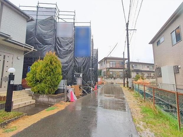 前面道路を含む現地写真