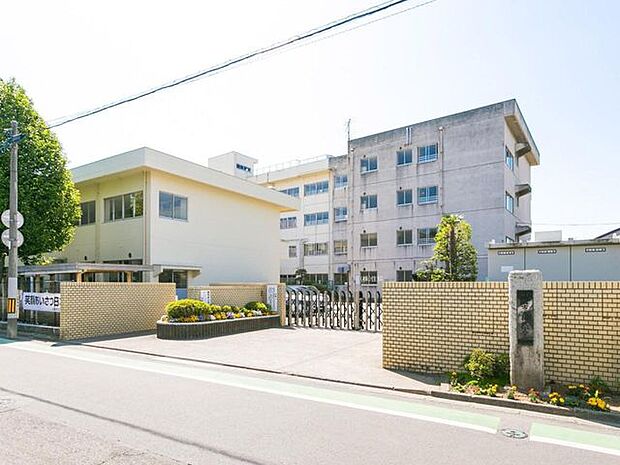 川越市立仙波小学校 642m
