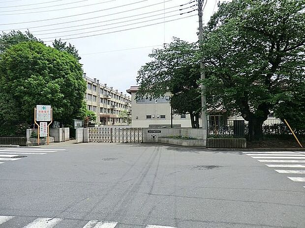 川越市立初雁中学校 徒歩18分。 1370m
