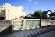 新宿町保育園 徒歩10分。 790m