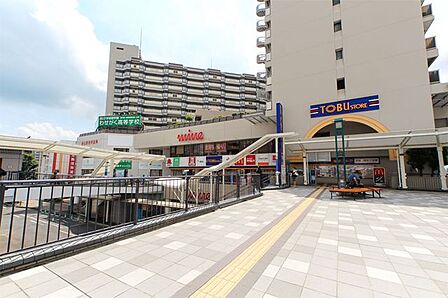 東武ストア川越マイン 徒歩3分。 200m