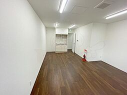 MSハウス(ガレージハウス) 1階ワンルームのリビング/ダイニング