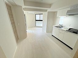 ILE Riche Nishinakajima 8階ワンルームのリビング/ダイニング