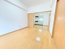 メゾン・ド・サクラOSAKA 3階2DKのリビング/ダイニング