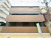 新大阪駅より徒歩9分 新築 3階建の賃貸物件