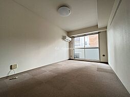 ラ・パイクス6112 1階ワンルームのリビング/ダイニング