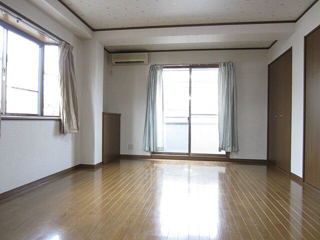 寝室