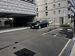 14 / 23