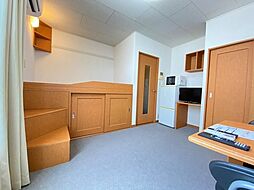 シャルマン上野西 2階1Kのリビング/ダイニング