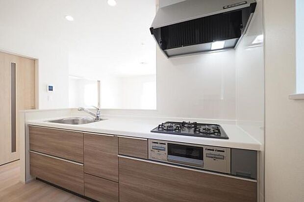 【 キッチン 】