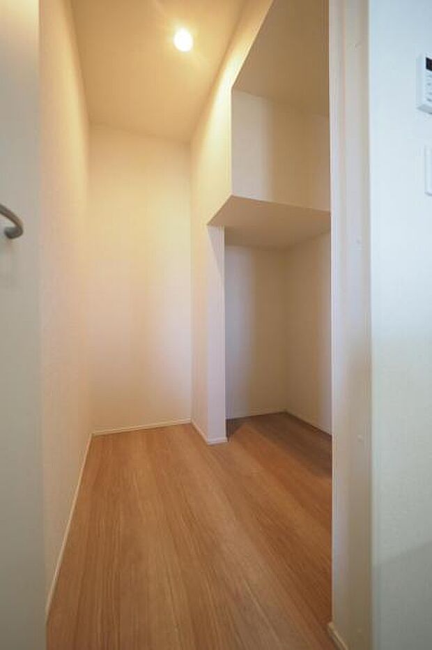 【　パントリー庫　】