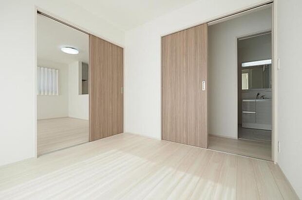 【 居室 / 4.5帖 】