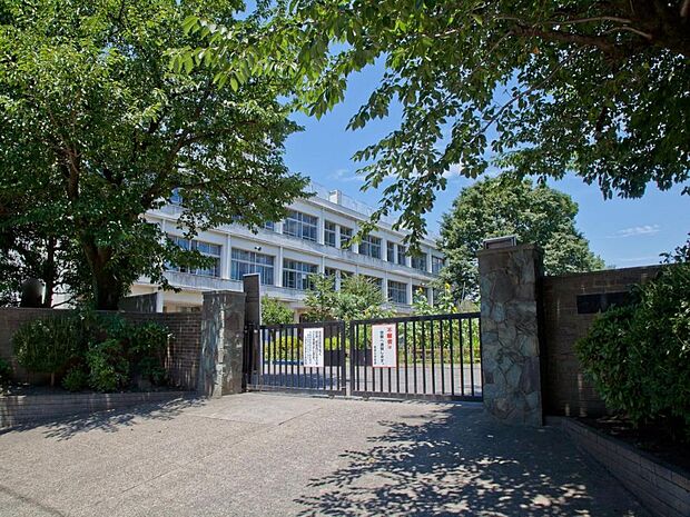 入間市立黒須小学校（1315m）