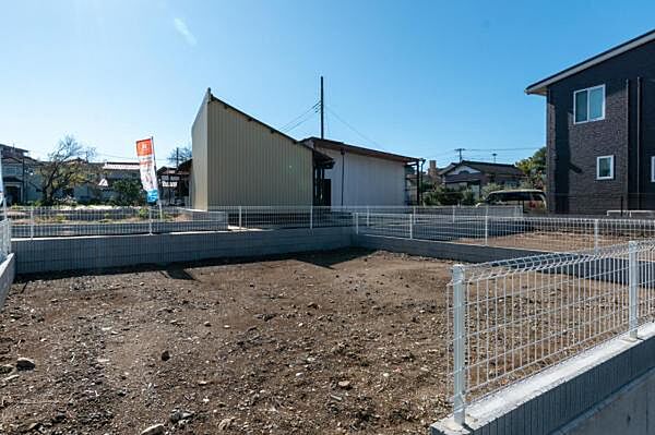 外観：311002336044