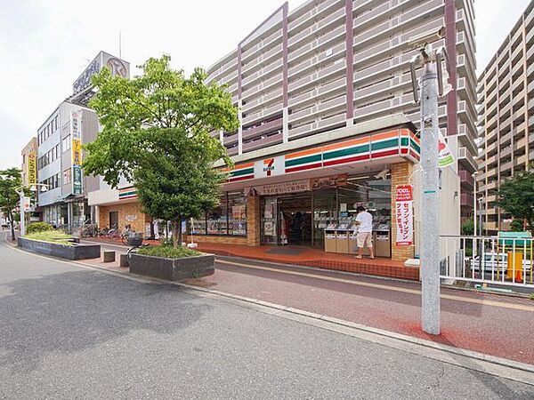 セブン-イレブン 入間豊岡1丁目店 830m