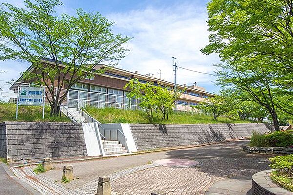 飯能市立美杉台小学校 徒歩6分。 470m