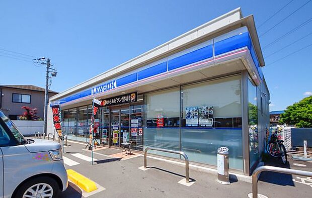 ローソン入間扇台店 徒歩6分。 450m