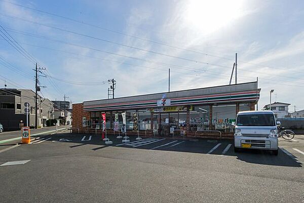 セブンイレブン入間上藤沢北店 徒歩4分。 260m