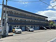 築38年7ヶ月 3階建の賃貸物件