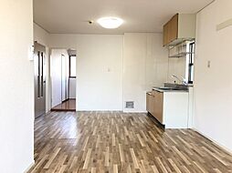 パレーシャル憩 A01 1階2LDKのリビング/ダイニング