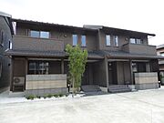  築9年8ヶ月 2階建の賃貸物件