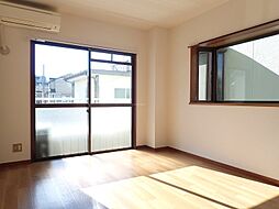 東京メトロ千代田線 北綾瀬駅 徒歩4分の賃貸マンション 2階1Kのリビング/ダイニング