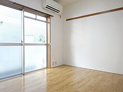 東急世田谷線 上町駅 徒歩4分の賃貸マンション 1階1Kのリビング/ダイニング