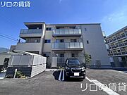 門松駅より徒歩7分 築2年11ヶ月 3階建の賃貸物件