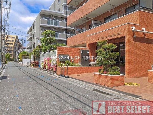 ■「サンディ西浦和店」徒歩約5分。日々のお買い物の負担も軽減