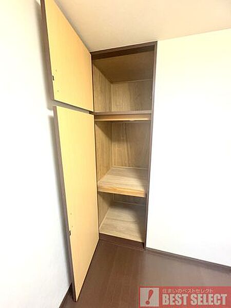 ■見せない収納で整理整頓もしやすく、空間全体をスッキリ保てる「クローゼット」