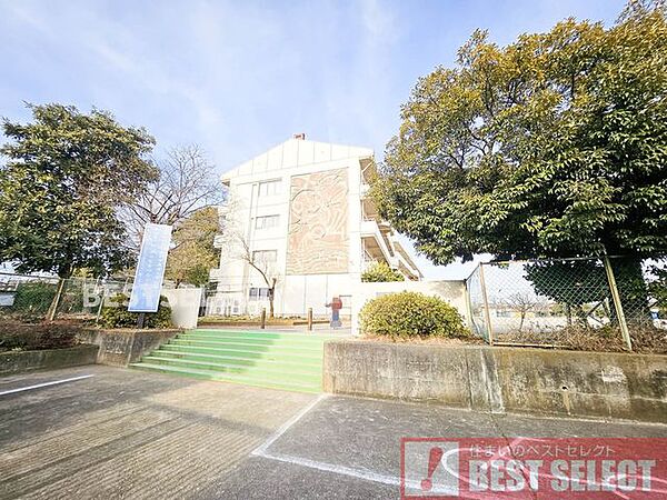 上尾市立大石北小学校 徒歩7分 550m