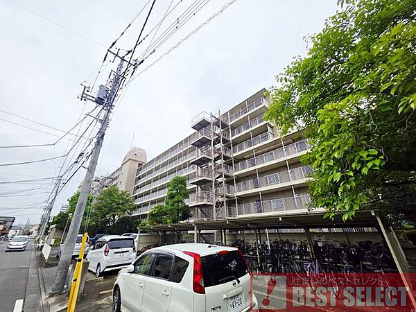 ■生活利便施設が徒歩圏内に複数揃う、充実した生活環境