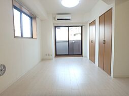 サントル・ヴィラージュII 903 9階ワンルームのリビング/ダイニング