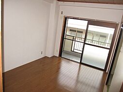 第二春日ビル 2LDKの写真