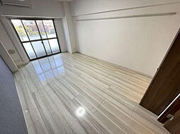 東急田園都市線 三軒茶屋駅 徒歩13分の賃貸マンション 3階1Kのリビング/ダイニング