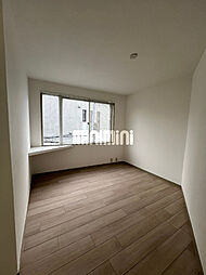 アダチ・デン 3階ワンルームのリビング/ダイニング