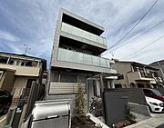 甲子園口駅より徒歩13分 3階 築1年9ヶ月の賃貸物件