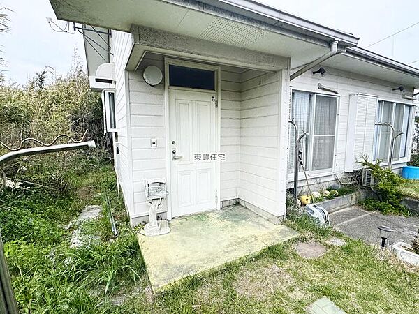 玄関とエントランス