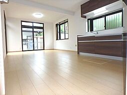 西八王子　弐分方町　再生中古 4LDKのリビング/ダイニング