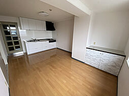 リアライズ千歳 7階2LDKのリビング/ダイニング