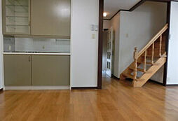 プレジデントステイツ上袋 2階4LDKのリビング/ダイニング