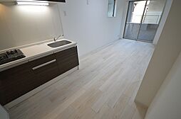 m（えむ） 202 2階1LDKのリビング/ダイニング