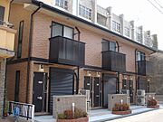 鴻池新田駅より徒歩11分 1階 築18年4ヶ月の賃貸物件