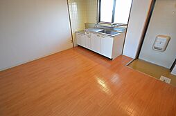 ハイムM&amp;K今津 102 1階2DKのリビング/ダイニング