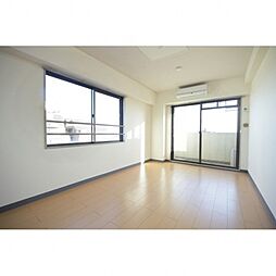 ルリテラス高井戸 3階ワンルームのリビング/ダイニング