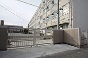 名古屋市立平田小学校 510m