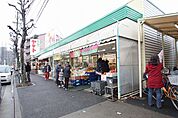 スーパーヤマト平田店 443m