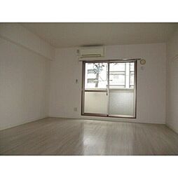 ラ・ヴィアンパレスII 2階1Kのリビング/ダイニング